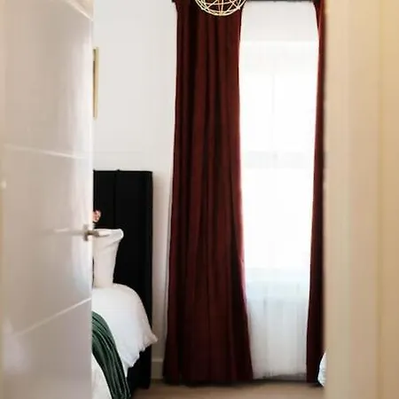 Superb 4br New House Holiday home *