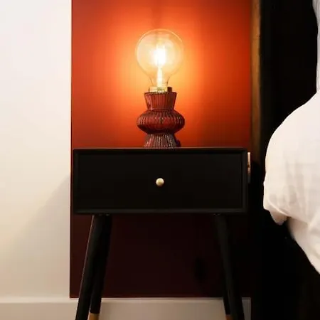 Warm & Spacious 4br Home, Great For Group Stays, Free Parking & Wifi, Sleeps 11 Semesterbostad Leeds (West Yorkshire)