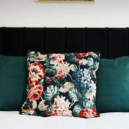 Warm & Spacious 4br Home, Great For Group Stays, Free Parking & Wifi, Sleeps 11 リーズ