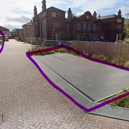 Large 4br House Leeds, Contractor Friendly Semesterbostad *