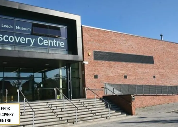 Large 4br House Leeds, Contractor Friendly