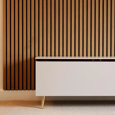 Warm & Spacious 4br Home, Great For Group Stays, Free Parking & Wifi, Sleeps 11 Tatil Evi Leeds (West Yorkshire)