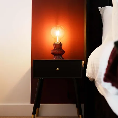 Warm & Spacious 4br Home, Great For Group Stays, Free Parking & Wifi, Sleeps 11 Tatil Evi Leeds (West Yorkshire)