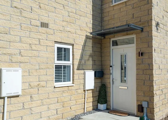 Large 4br House Leeds, Contractor Friendly Leeds (West Yorkshire)